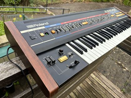 Roland-Juno-60 Polyphonic Synthesizer A/S